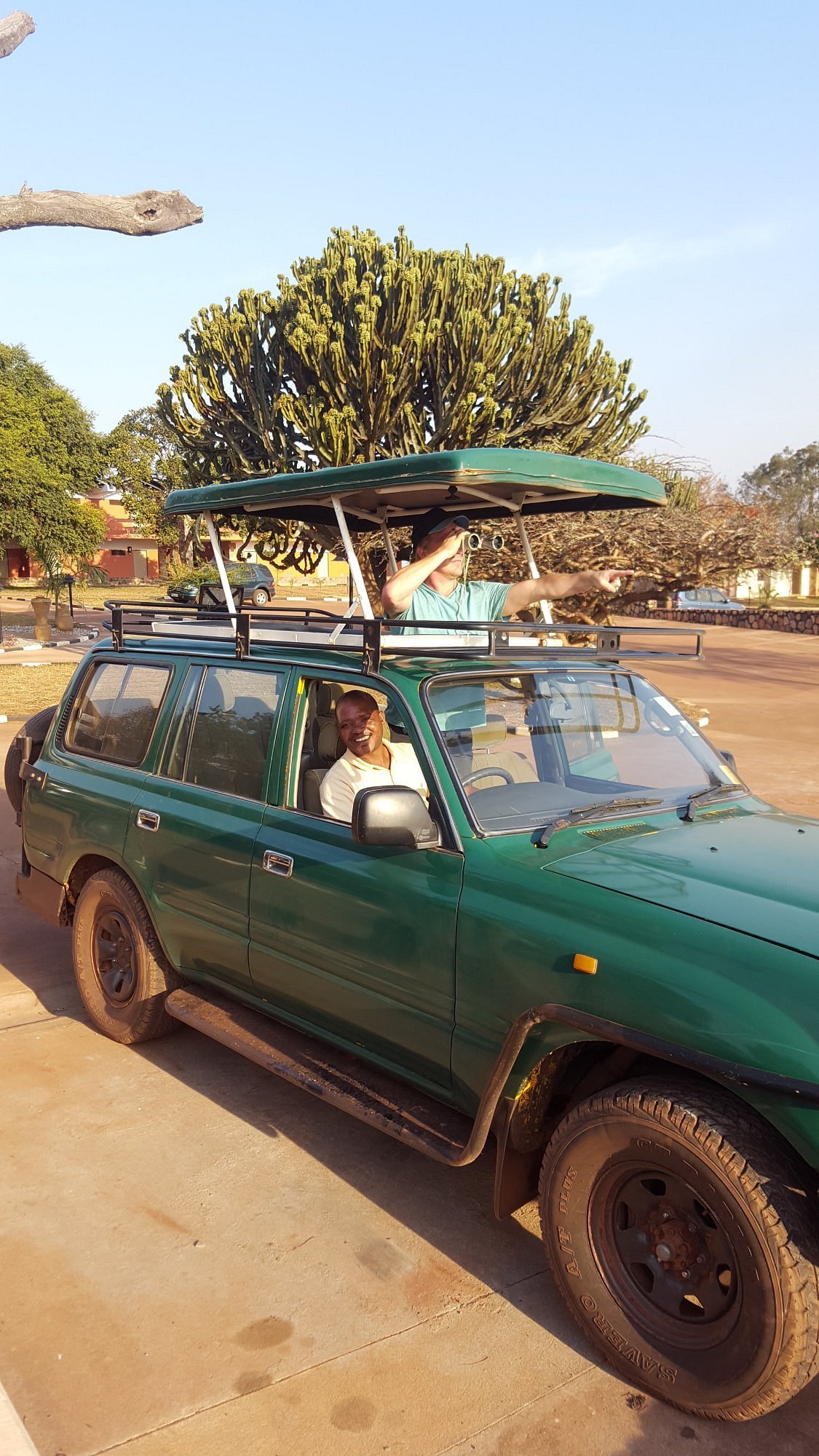 Kenneth Muhindi, Senior Safari Guide and East Africa Driver Guide at Intare Safaris